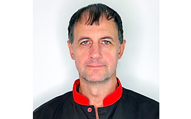 Маликов Эдуард