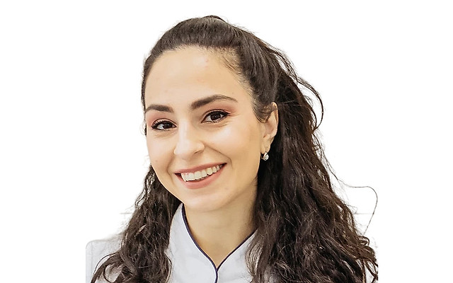 Оганесян Алина Араиковна