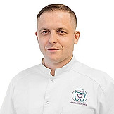 Ушаков Эдуард Валерьевич